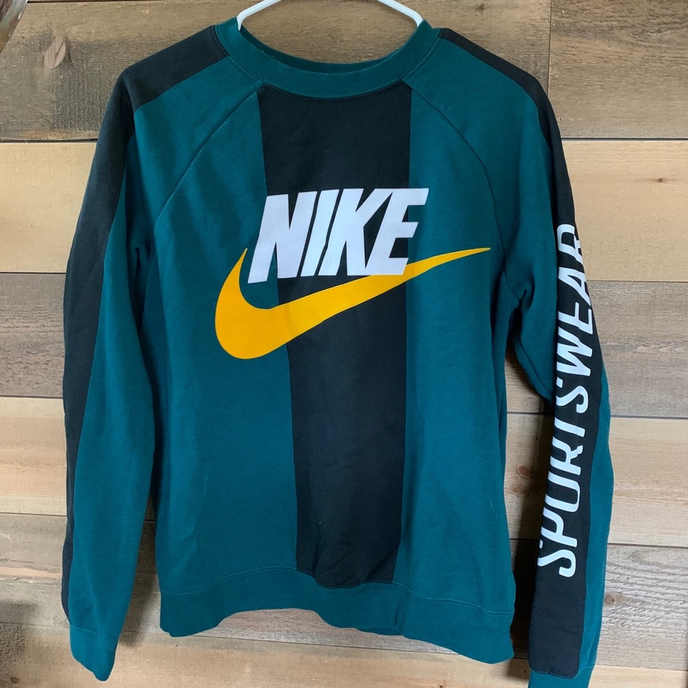 Nike crewneck